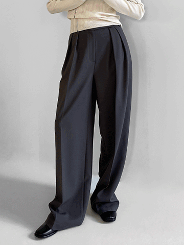 two-tuck slacks pants
