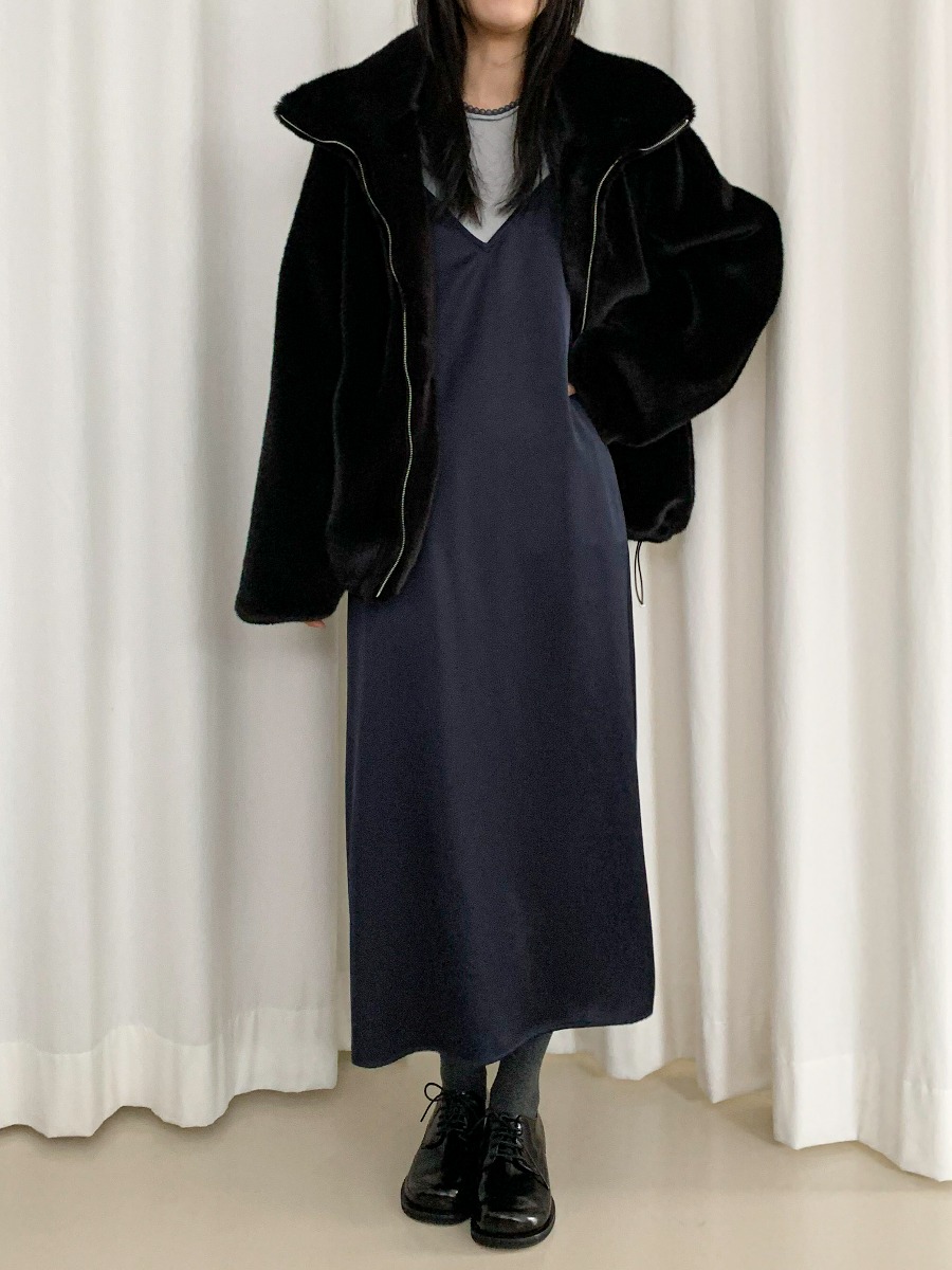 high neck fur jacket - black / pipo t shirts / gelda dress cody